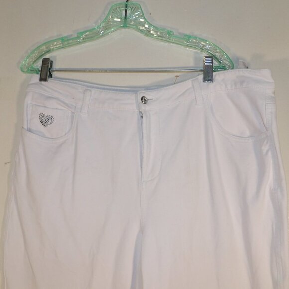 Quacker Factory White Wash Embellished Dream Jeans Sz 16 - Picture 1 of 8